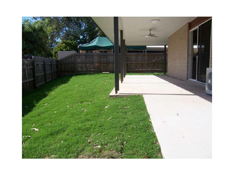 26 Richard Street, Boyne Island QLD 4680