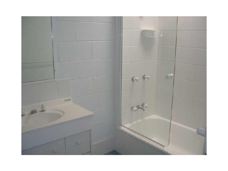 3/4 Elizabeth Street, Tannum Sands QLD 4680