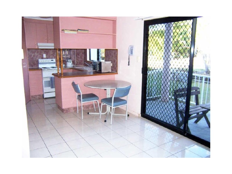 1/32 Beach Avenue, Tannum Sands QLD 4680