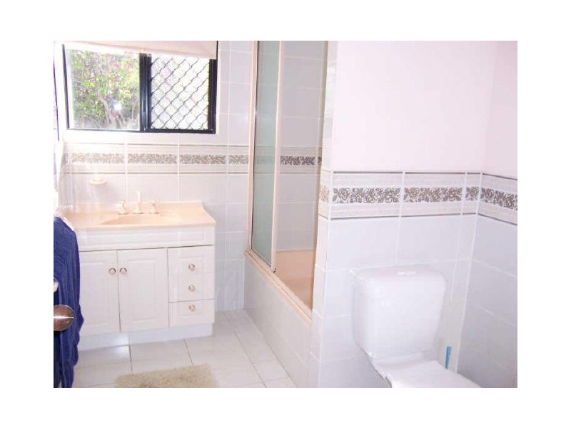 1/32 Beach Avenue, Tannum Sands QLD 4680