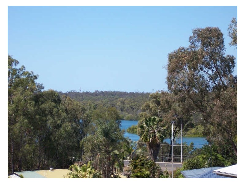 27 Marina Avenue, Boyne Island QLD 4680
