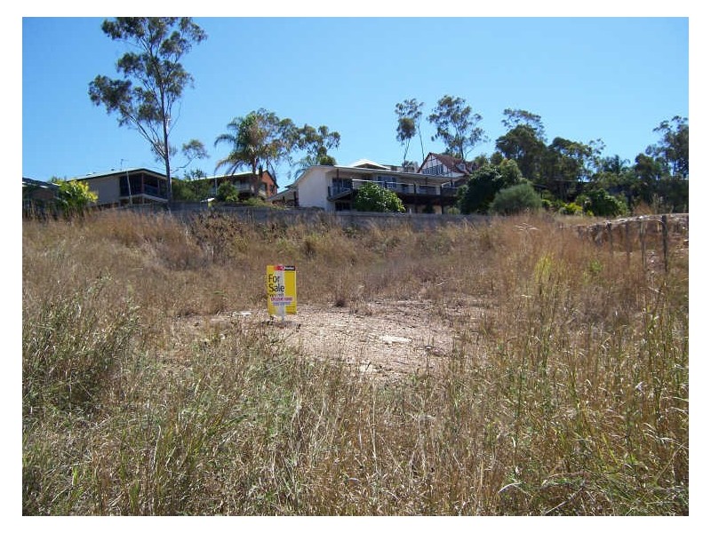 27 Marina Avenue, Boyne Island QLD 4680