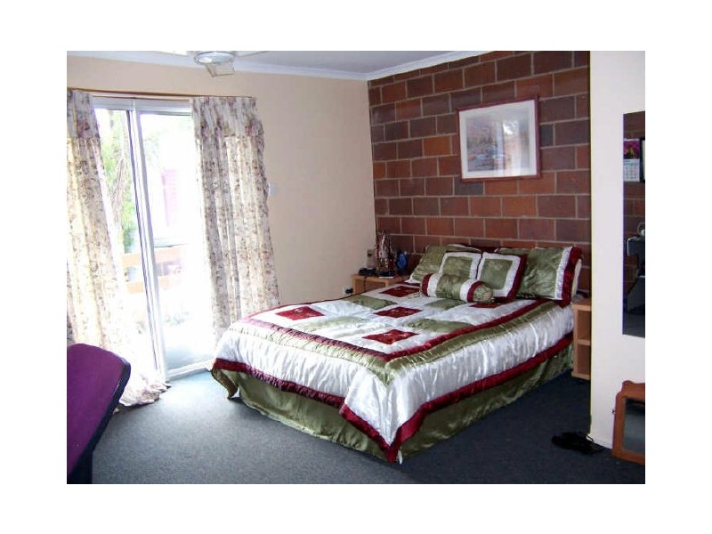 27B Beach Avenue, Tannum Sands QLD 4680