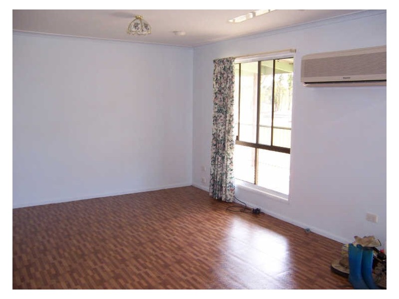 251 Pages Road, Foreshores QLD 4678