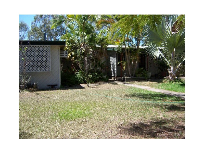 11 Alpine Avenue, Boyne Island QLD 4680