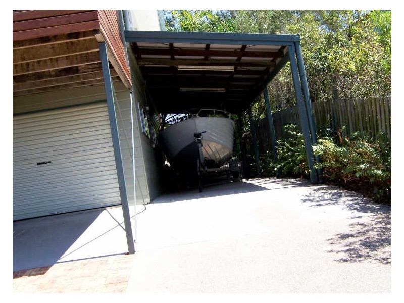 26 Amaroo Street, Boyne Island QLD 4680