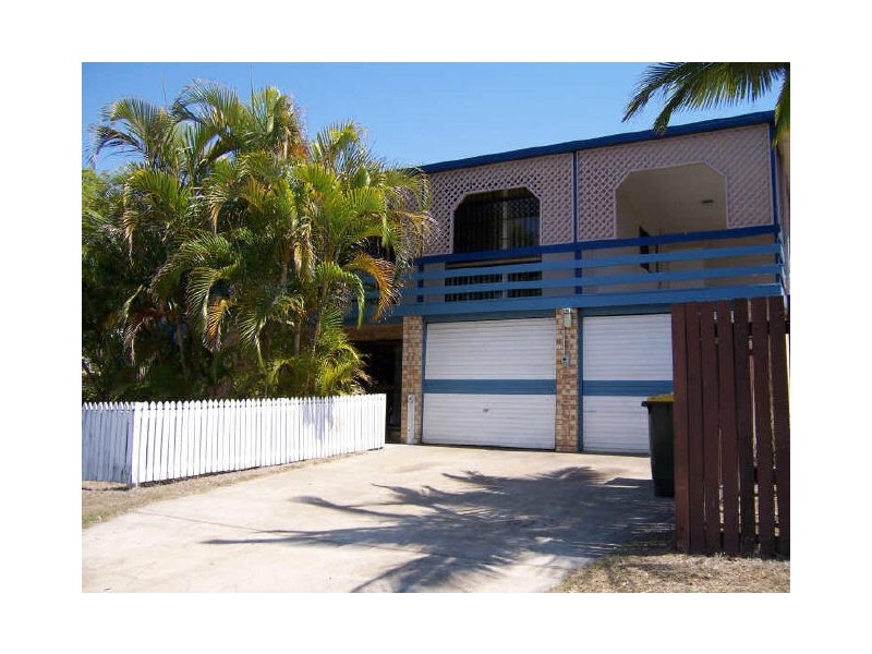 4 Latrobe Street, Tannum Sands QLD 4680