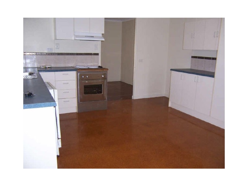 4 Latrobe Street, Tannum Sands QLD 4680