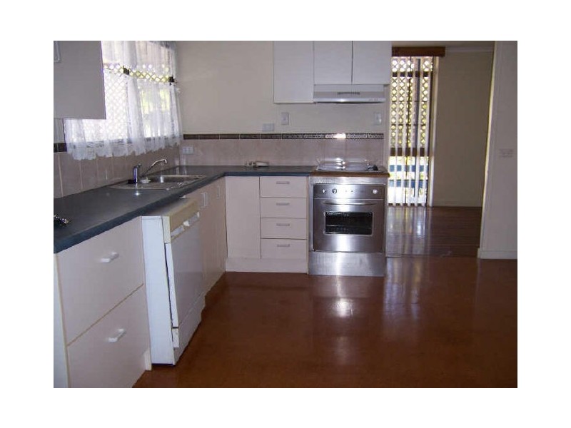 4 Latrobe Street, Tannum Sands QLD 4680