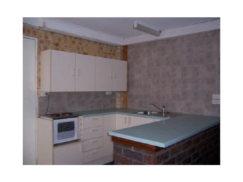 4 Latrobe Street, Tannum Sands QLD 4680