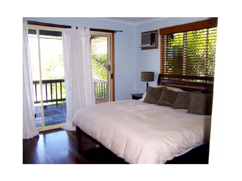 8 School Street, Tannum Sands QLD 4680