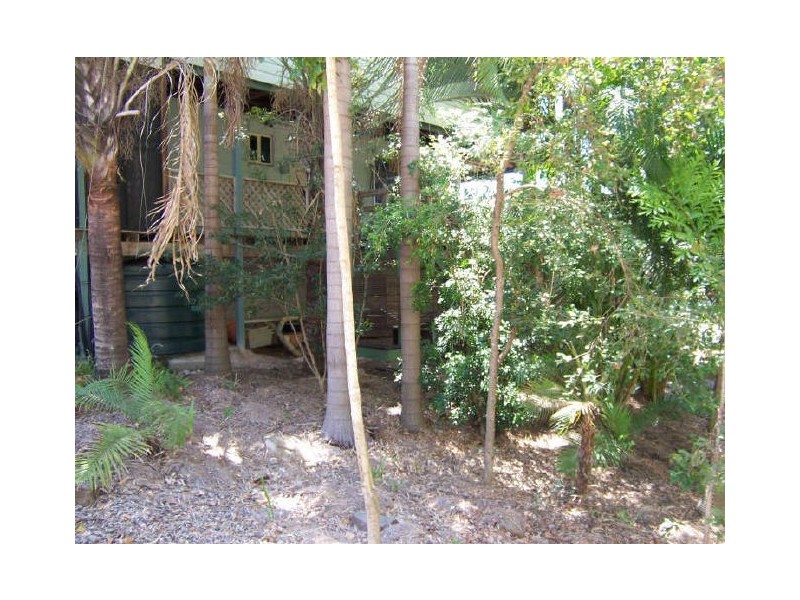 8 School Street, Tannum Sands QLD 4680