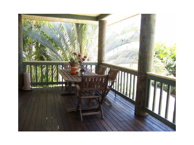 8 School Street, Tannum Sands QLD 4680
