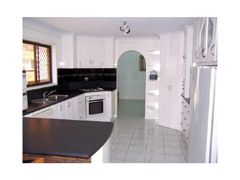 48 Booth Avenue, Tannum Sands QLD 4680