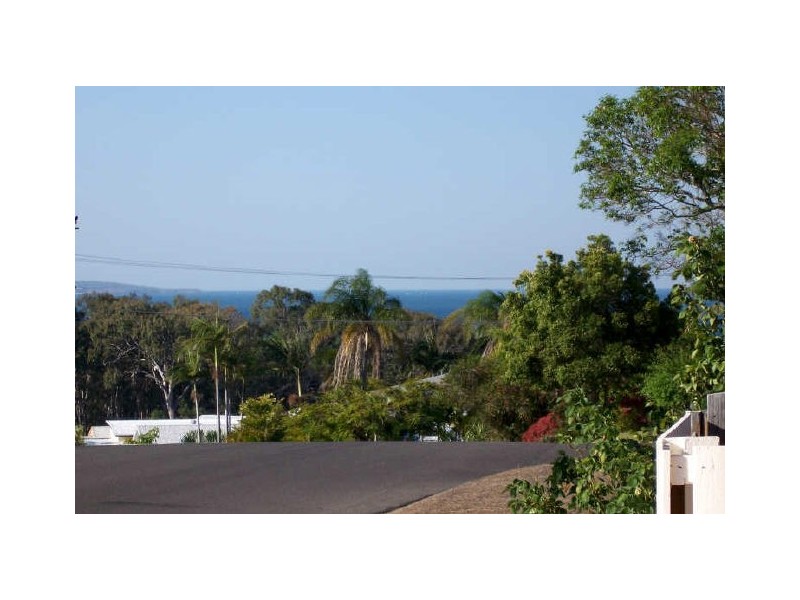 48 Booth Avenue, Tannum Sands QLD 4680