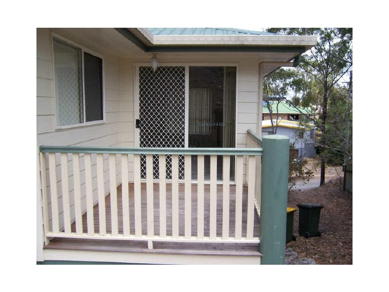 4 Charles Crescent, Tannum Sands QLD 4680