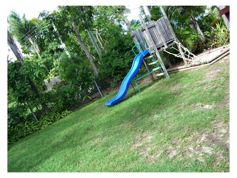4 School Street, Tannum Sands QLD 4680
