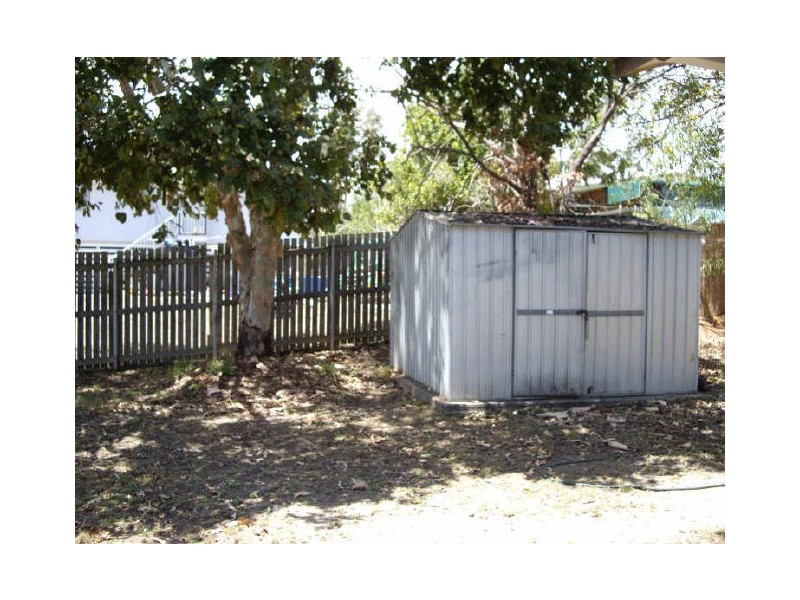 7 Brin Street, Boyne Island QLD 4680