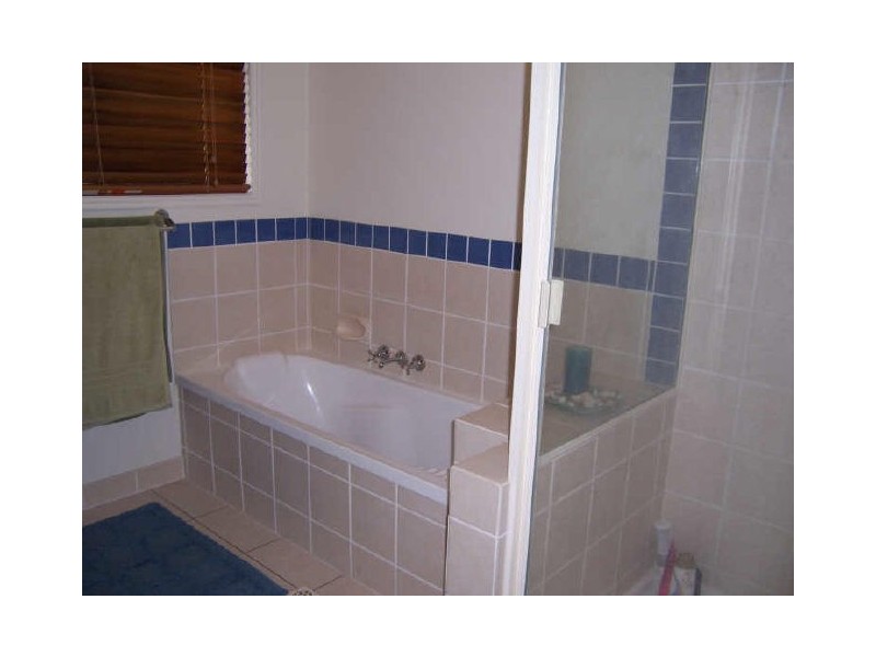 26 Beltana Drive, Boyne Island QLD 4680