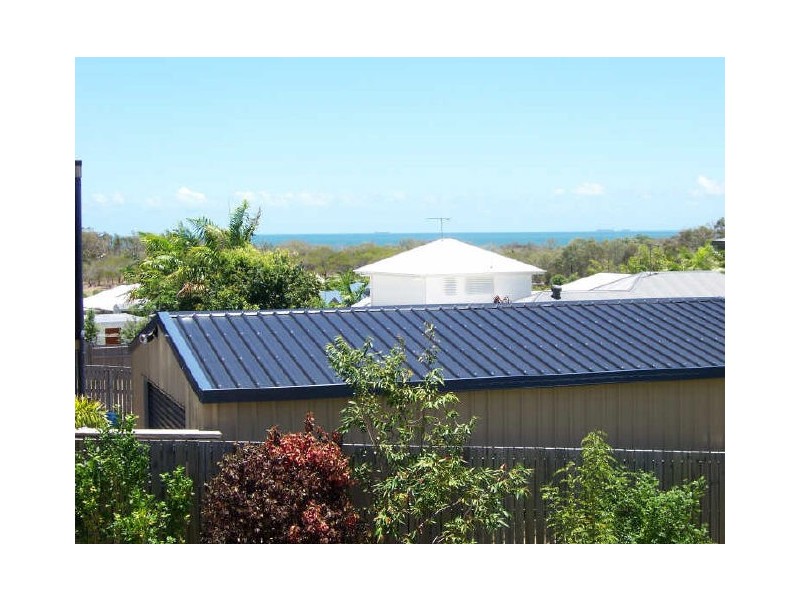 13 Stoney Court, Tannum Sands QLD 4680