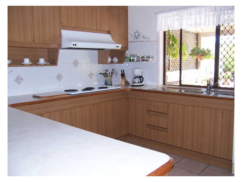 33 Tarcoola Drive, Boyne Island QLD 4680