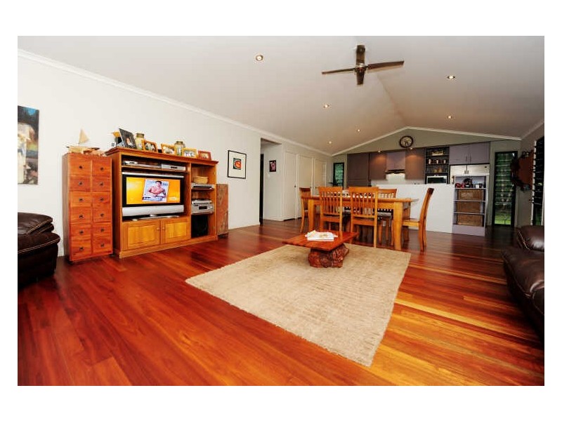 16 Golden Avenue, Tannum Sands QLD 4680