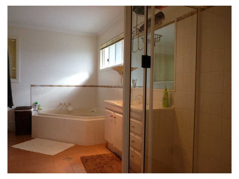 12 Ridge Close, Tannum Sands QLD 4680