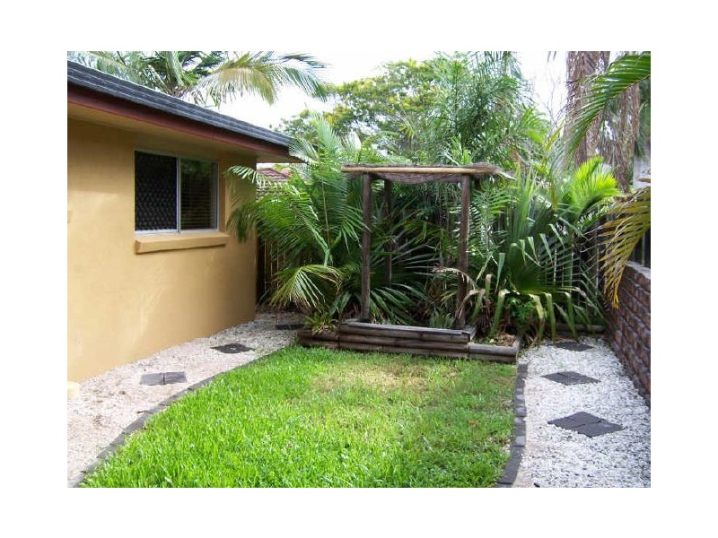 16 Latrobe Street, Tannum Sands QLD 4680