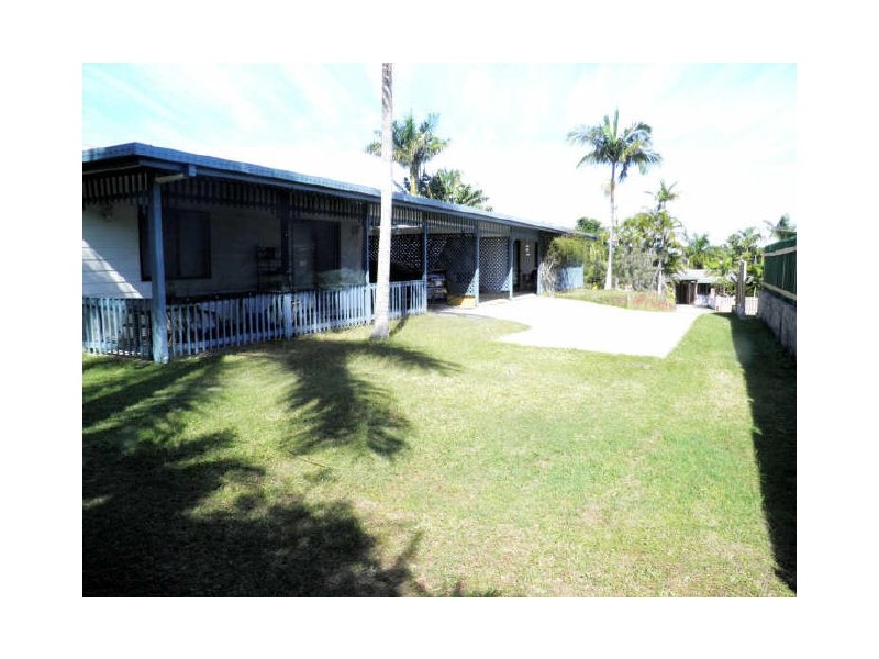 1&2/3 Marquis Court, Tannum Sands QLD 4680