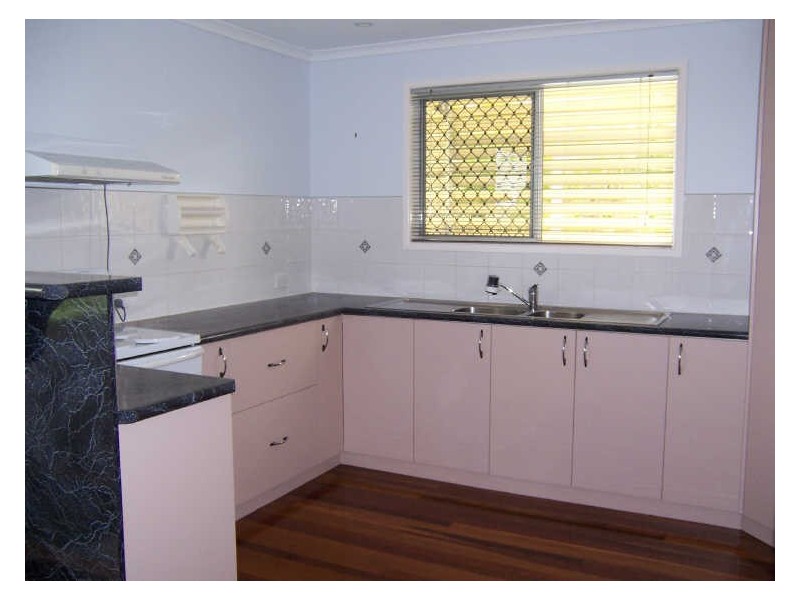 21 Marina Avenue, Boyne Island QLD 4680