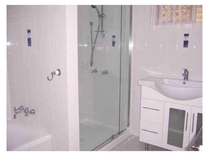 21 Marina Avenue, Boyne Island QLD 4680