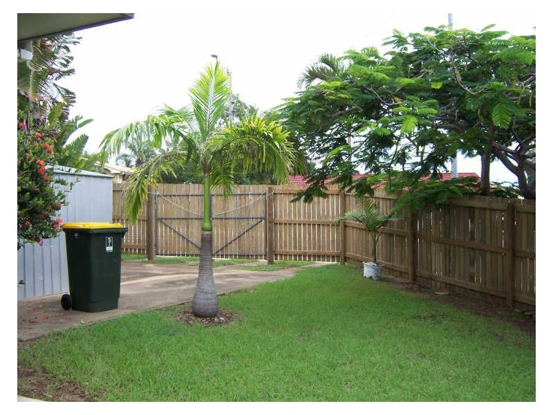 1/37 Tyson Crescent, Tannum Sands QLD 4680