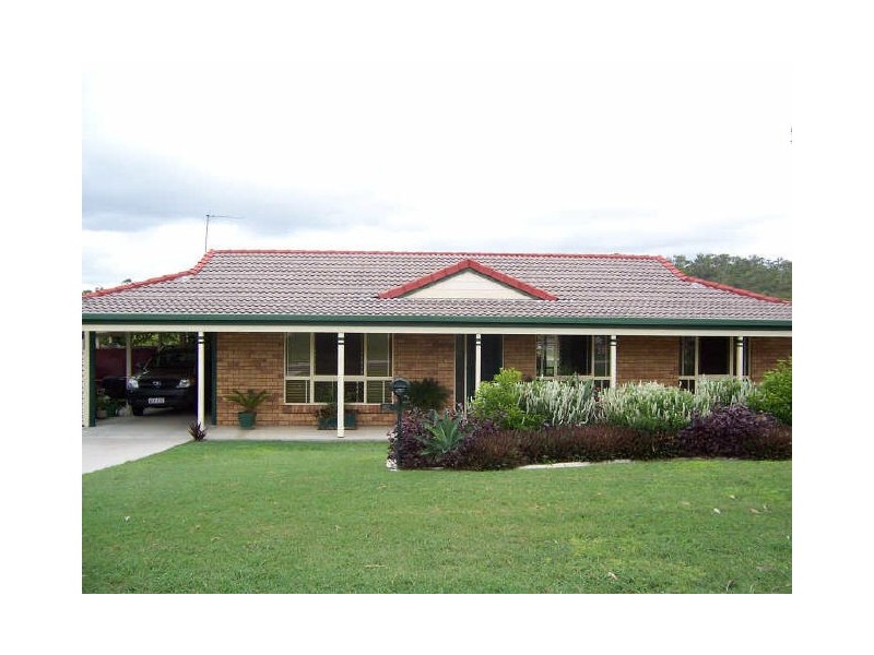 42 Lomandra Street, Boyne Island QLD 4680