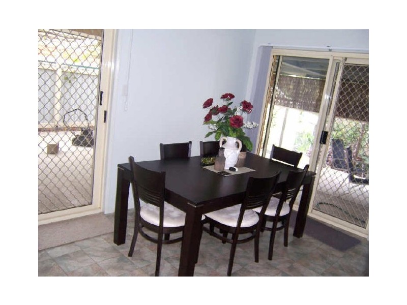 42 Lomandra Street, Boyne Island QLD 4680