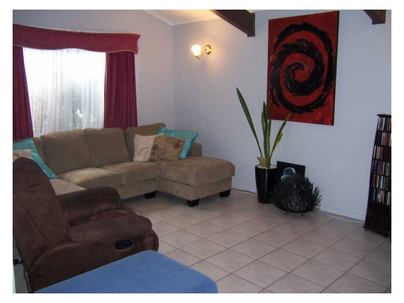 7 Chauvel Court, Boyne Island QLD 4680