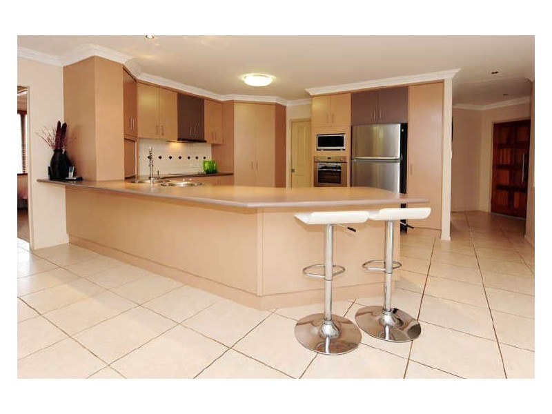 14 Longreach Court, Tannum Sands QLD 4680