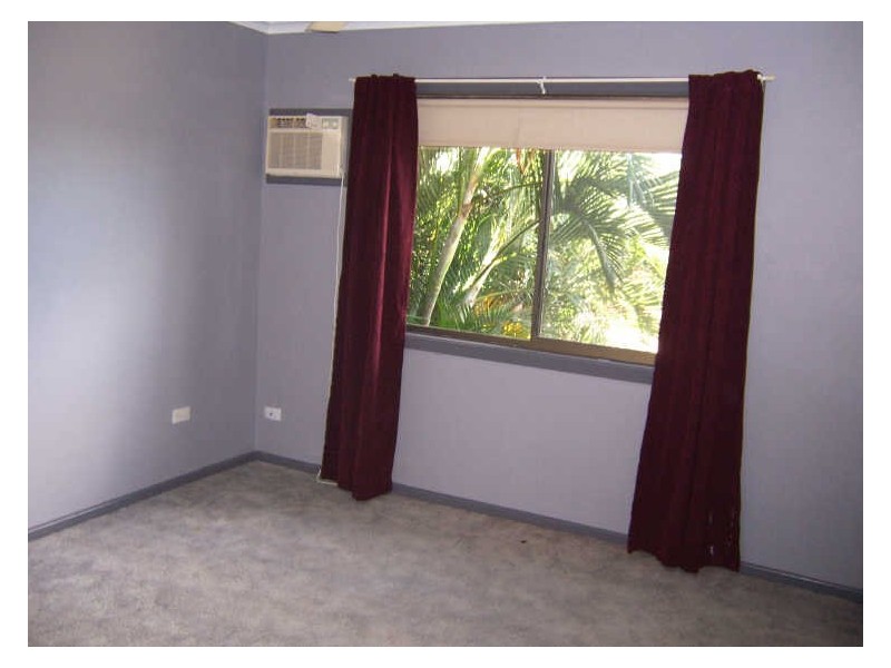 115 Malpas Ave, Boyne Island QLD 4680