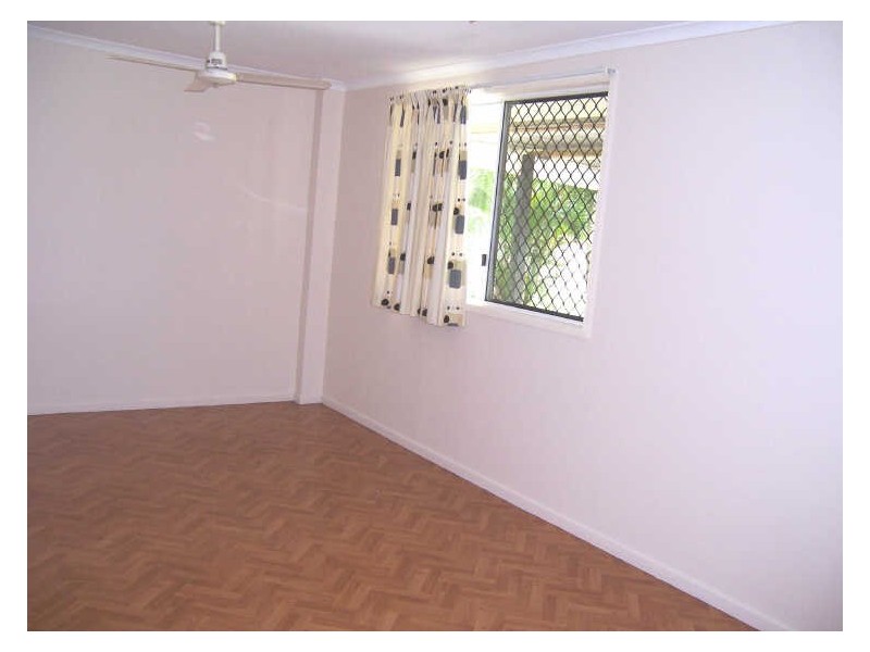 8 Barklya Court, Benaraby QLD 4680