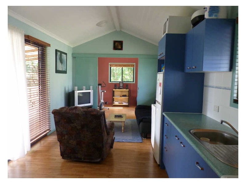3 Alpine Avenue, Boyne Island QLD 4680