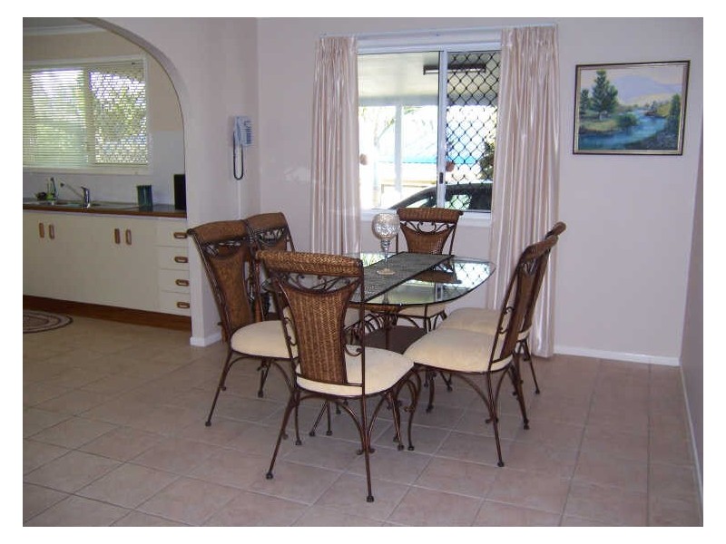 11 Polmaise Street, Boyne Island QLD 4680