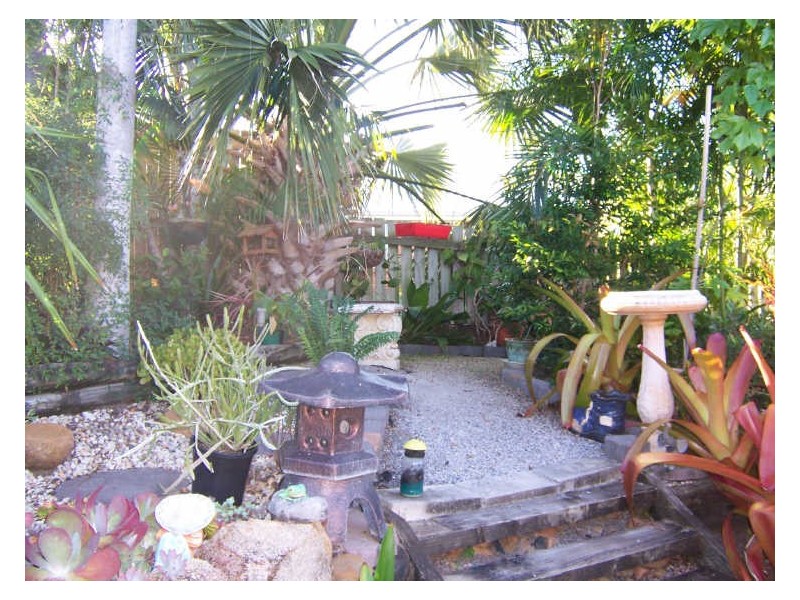 11 Polmaise Street, Boyne Island QLD 4680