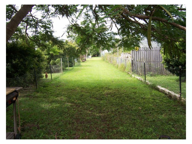 15A Martin Street, Bororen QLD 4678