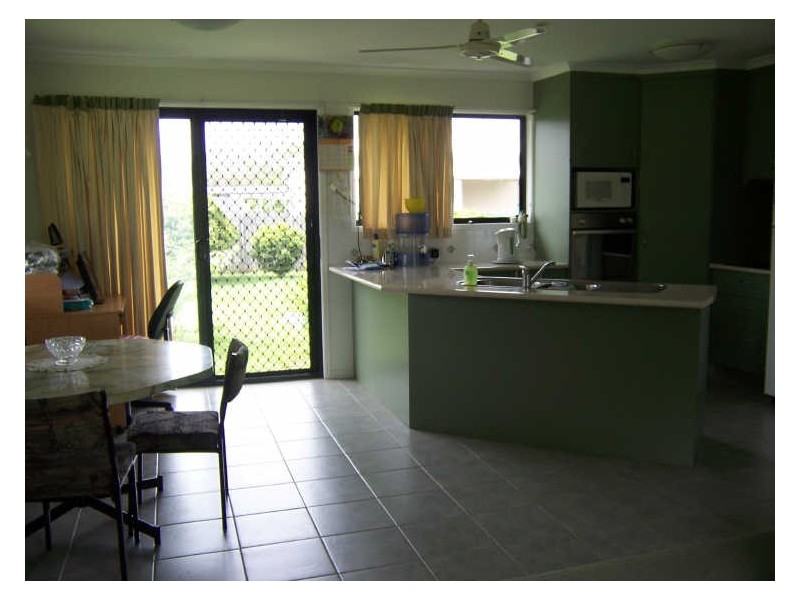 15A Martin Street, Bororen QLD 4678