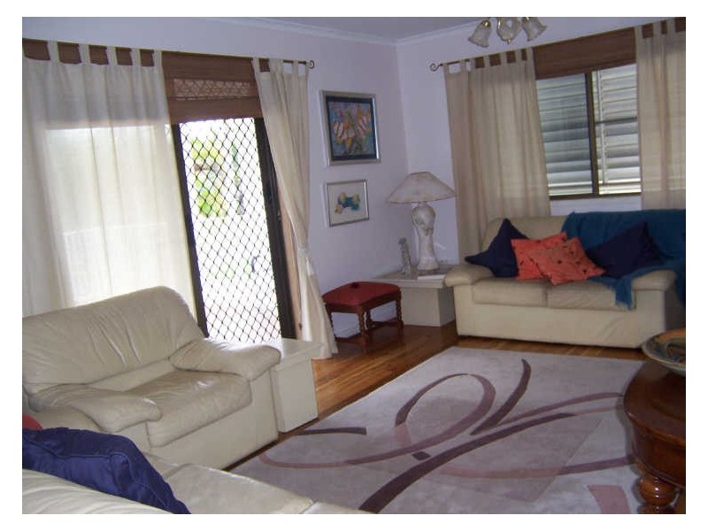 26 Alkina Crescent, Boyne Island QLD 4680