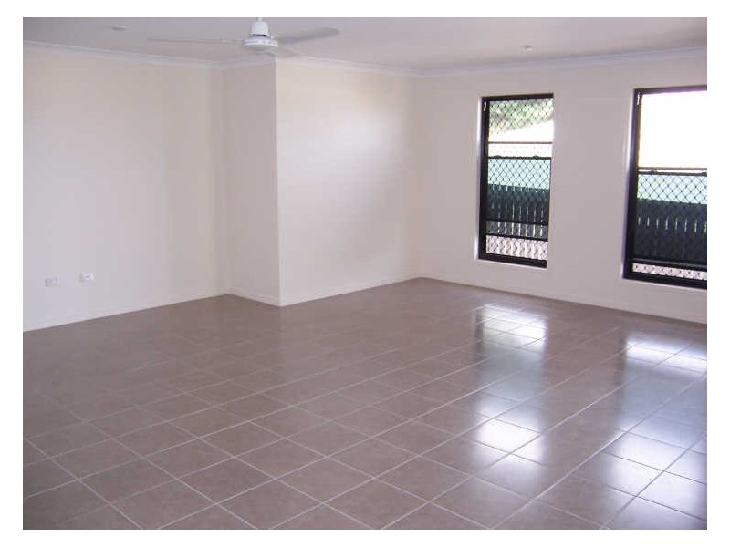 1/21 Bauhinia Street, Boyne Island QLD 4680