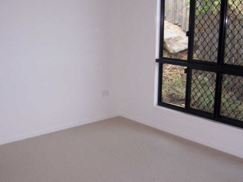 2/21 Bauhinia Street, Boyne Island QLD 4680