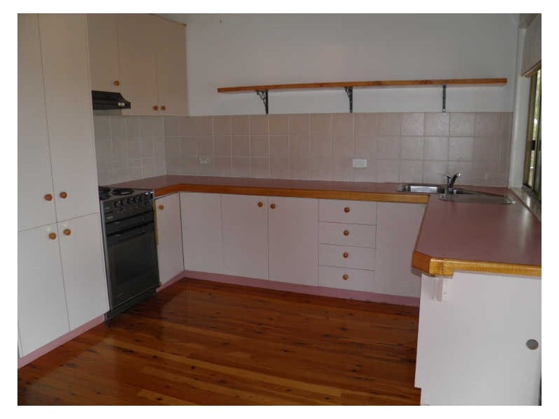 24a Sayre Crescent, Boyne Island QLD 4680