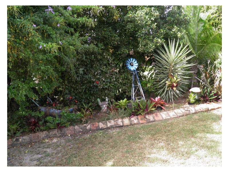 10 Werite Court, Boyne Island QLD 4680