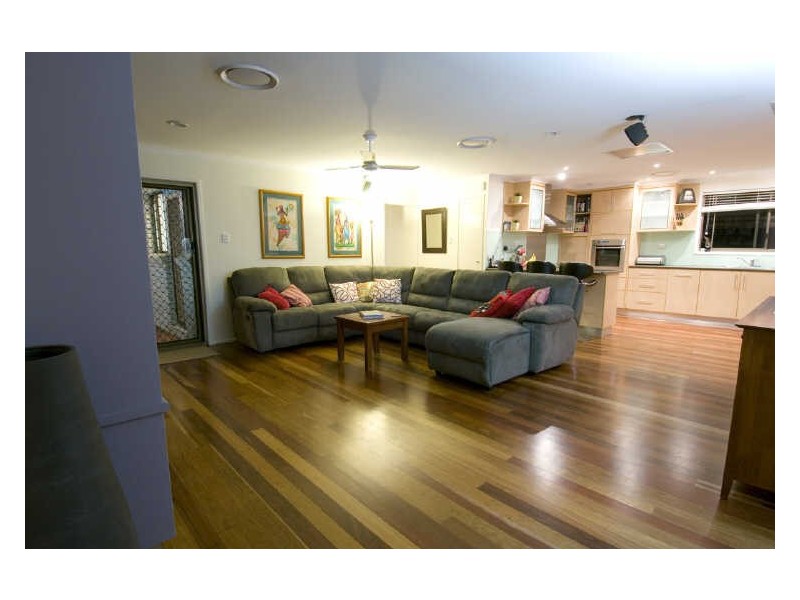 4 Caledon Street, Tannum Sands QLD 4680