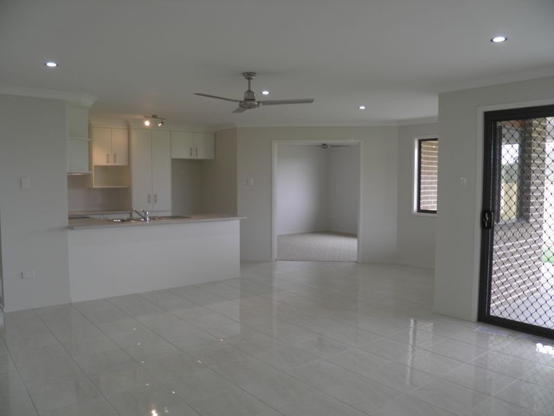45 Pryde Street, Tannum Sands QLD 4680